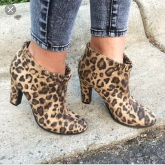 Sam & Libby Shoes - *SOLD* Sam & Libby Selena Leopard Print Ankle Booties